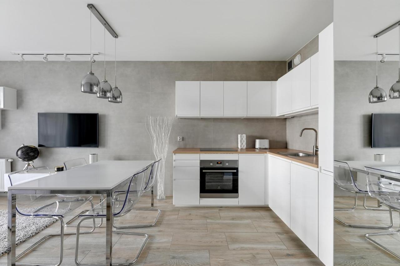 Nordbyhus Apartamenty Angielska Grobla กดัญสก์ ภายนอก รูปภาพ