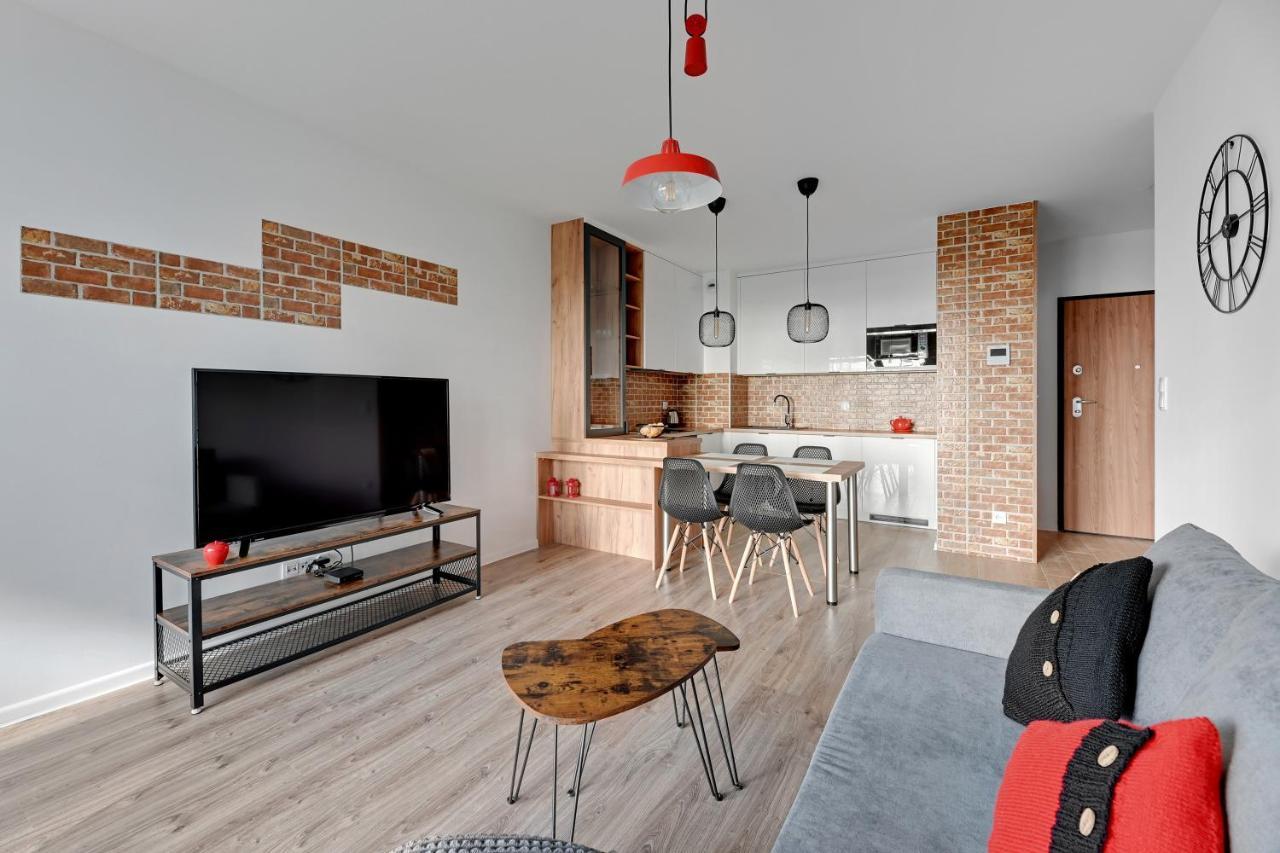 Nordbyhus Apartamenty Angielska Grobla กดัญสก์ ภายนอก รูปภาพ