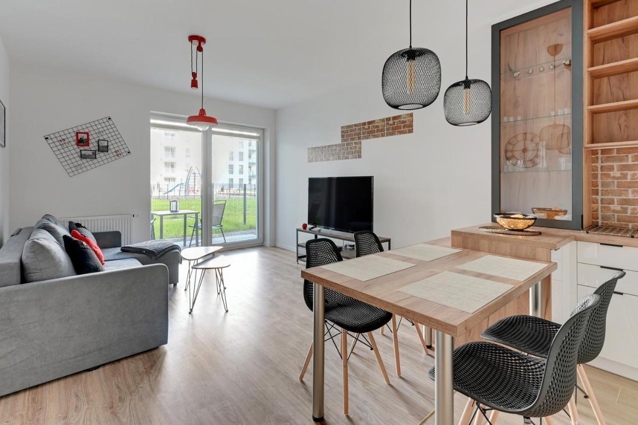 Nordbyhus Apartamenty Angielska Grobla กดัญสก์ ภายนอก รูปภาพ