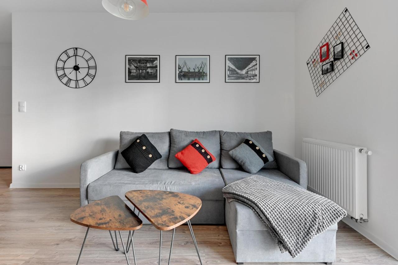 Nordbyhus Apartamenty Angielska Grobla กดัญสก์ ภายนอก รูปภาพ